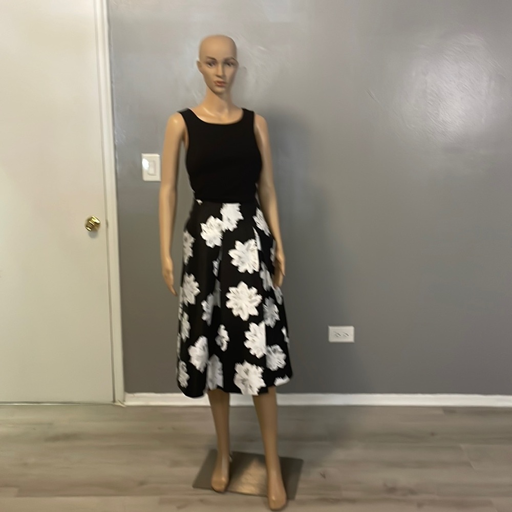 Full Skirt